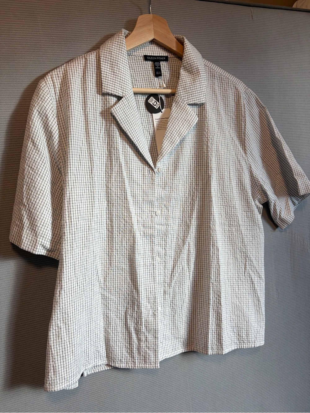 EILEEN FISHER Gingham Check Short-Sleeve Organic Cotton Ripple Notch Shirt - Picture 4 of 8
